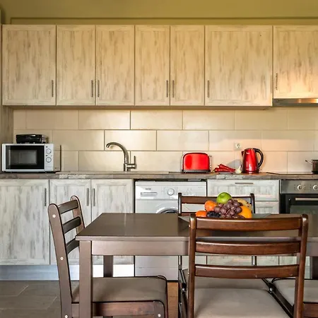 Apartamento Zoi Faraklata